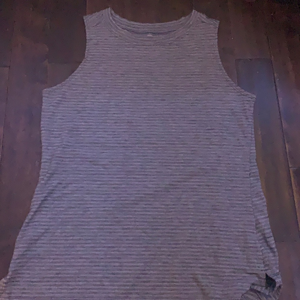 Grey workout tank top